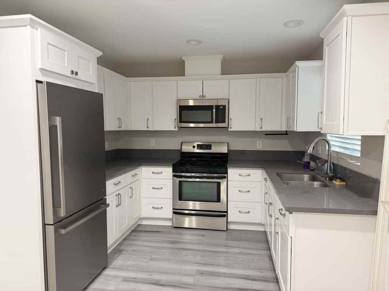 5011 Granada Ave #B - Photo 7 of 8