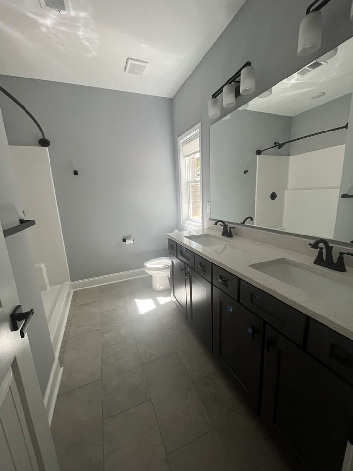 646 Greenville St #NA - Photo 7 of 13