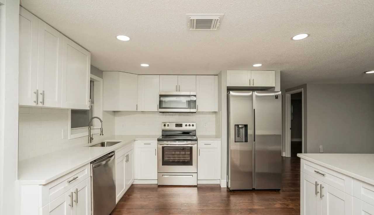 9739 Richwood Ln #NA - Photo 4 of 12