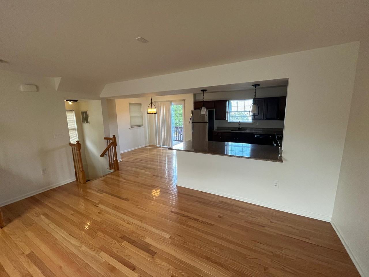 2 Keenan St - Photo 6 of 14