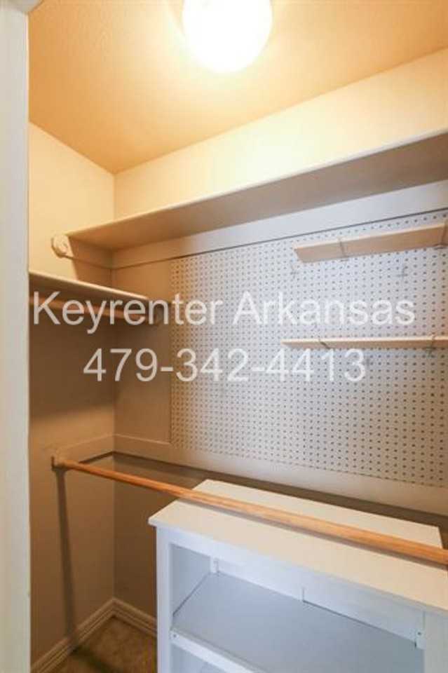 720 Harvest St - Photo 7 of 18