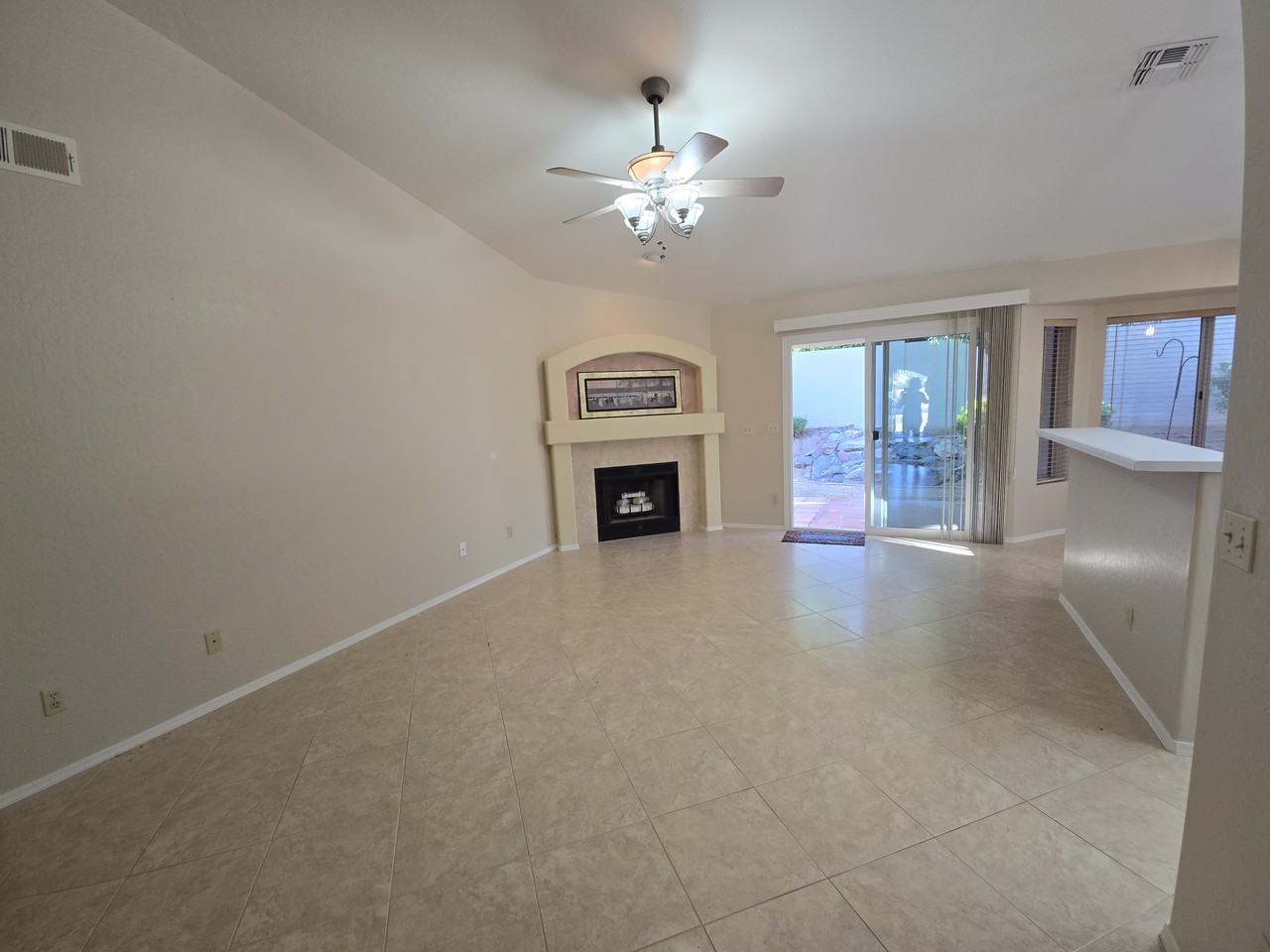 8578 S Maple Ave #NA - Photo 5 of 39