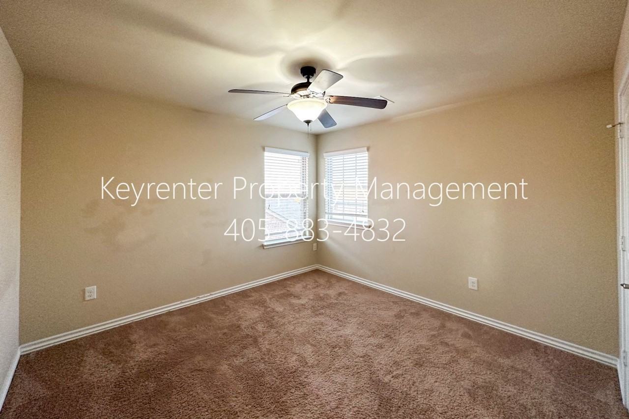 2409 Rosa Cir - Photo 7 of 36