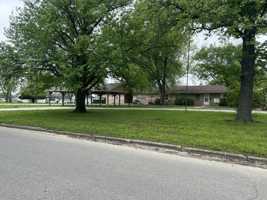 featured image of 825 S Cherokee St