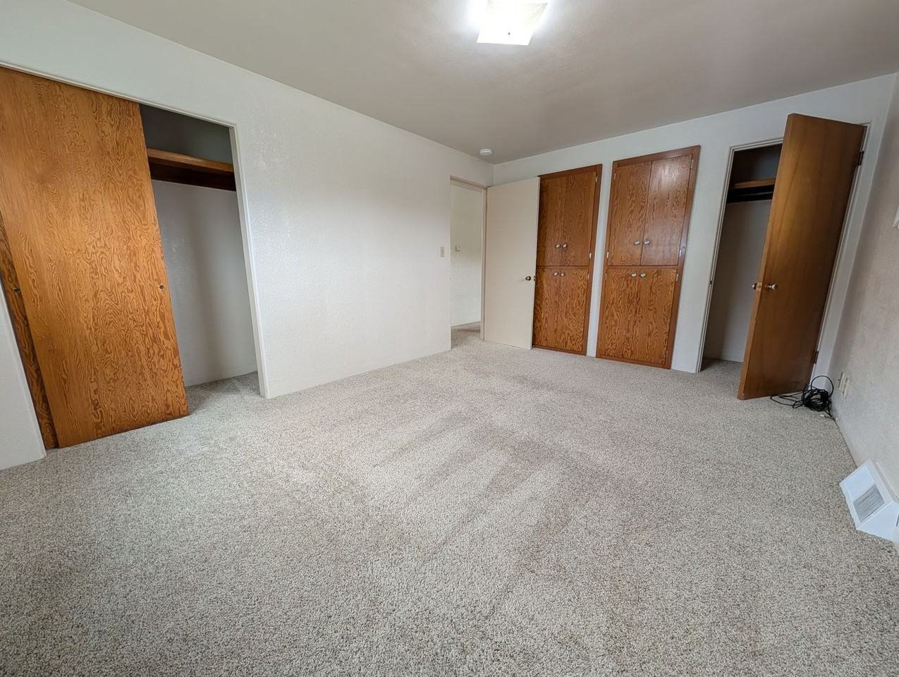 1511 Shirley Pl - Photo 6 of 10