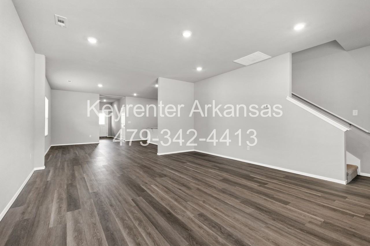 920 S Morningside Dr - Photo 6 of 31