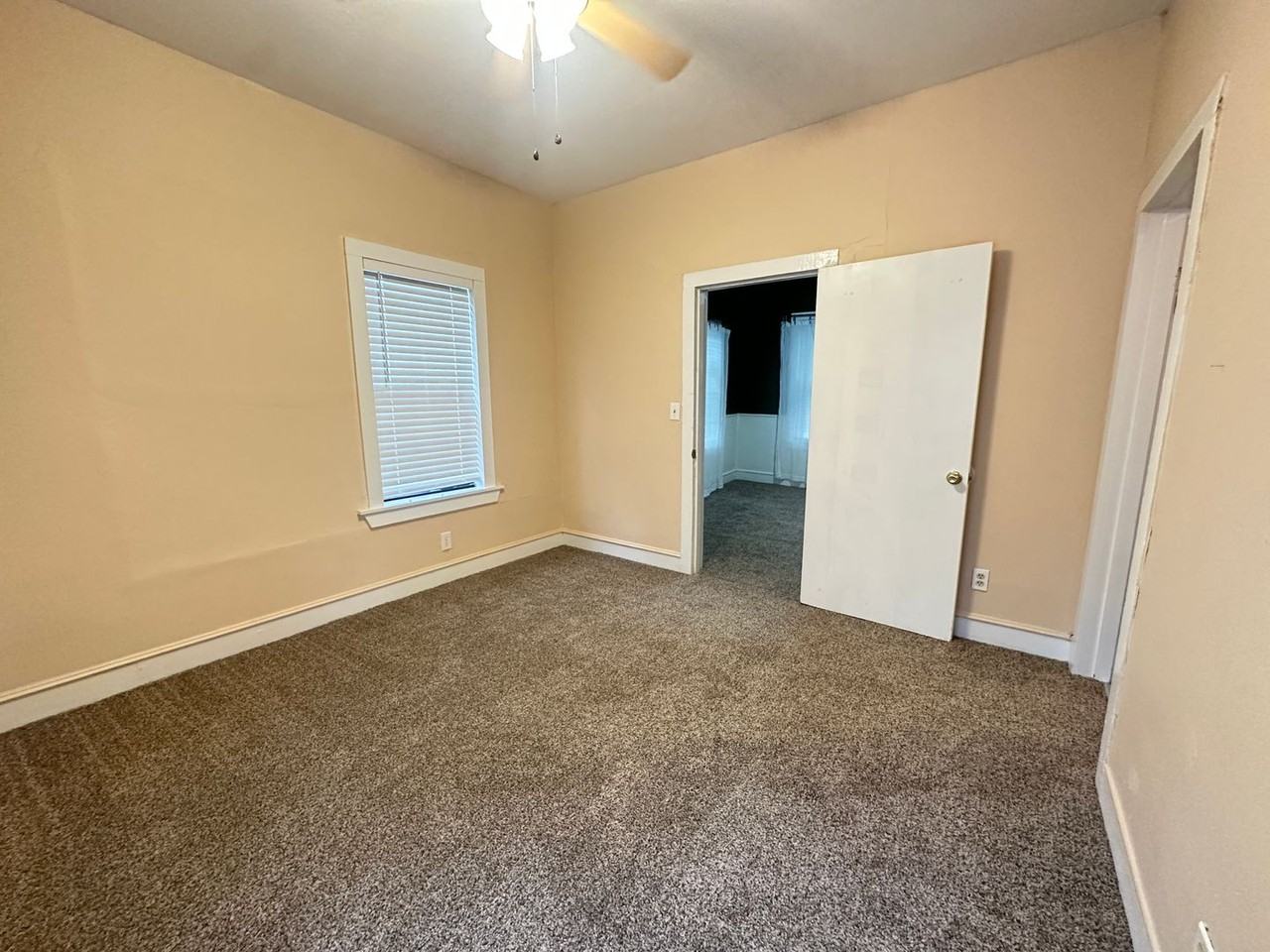 1340 Lincoln St - Photo 7 of 11