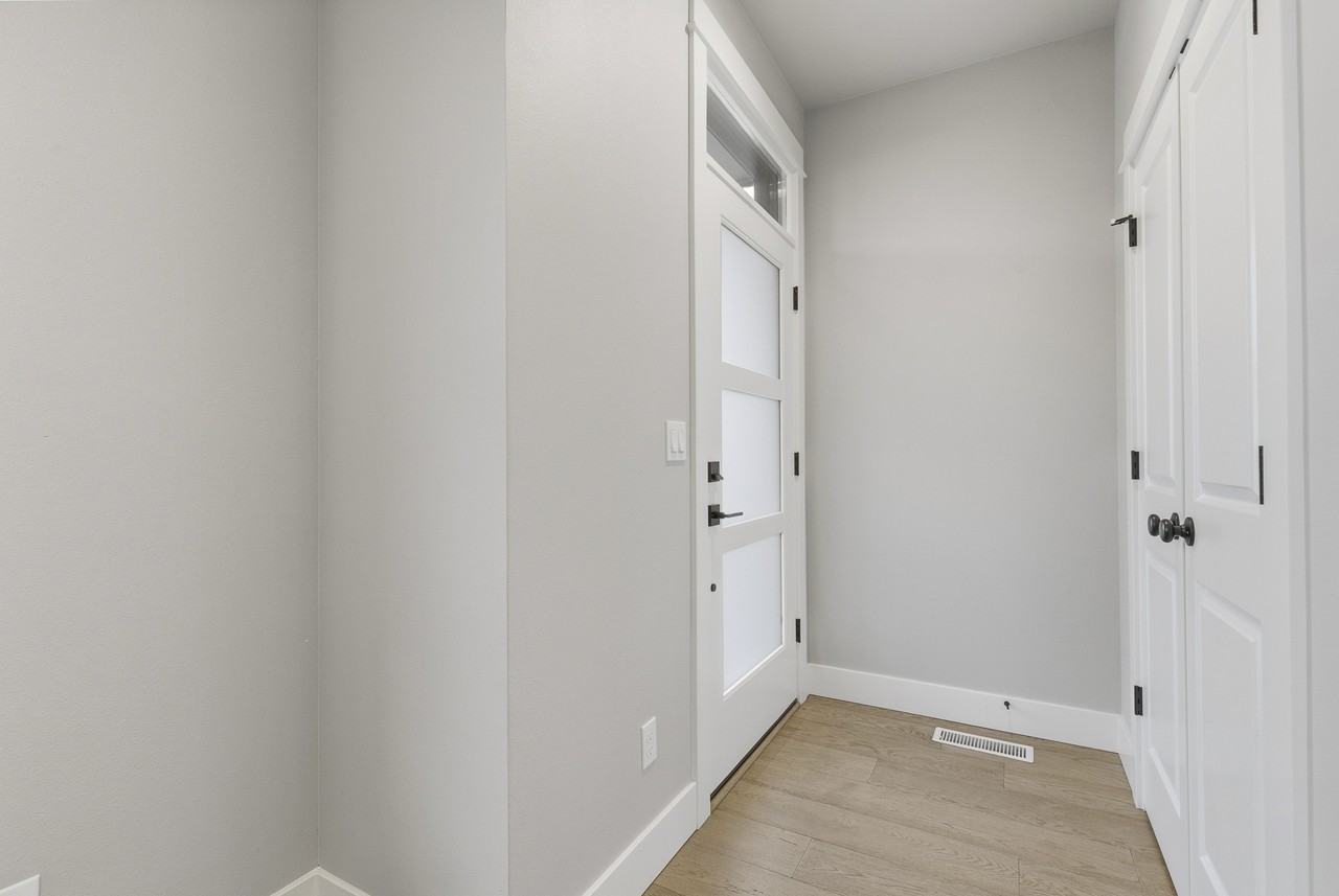 1118 Sw Dottie Ct #NA - Photo 2 of 17
