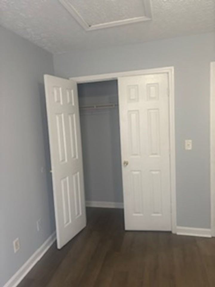 1410 Standard Village Cir - Photo 4 of 6