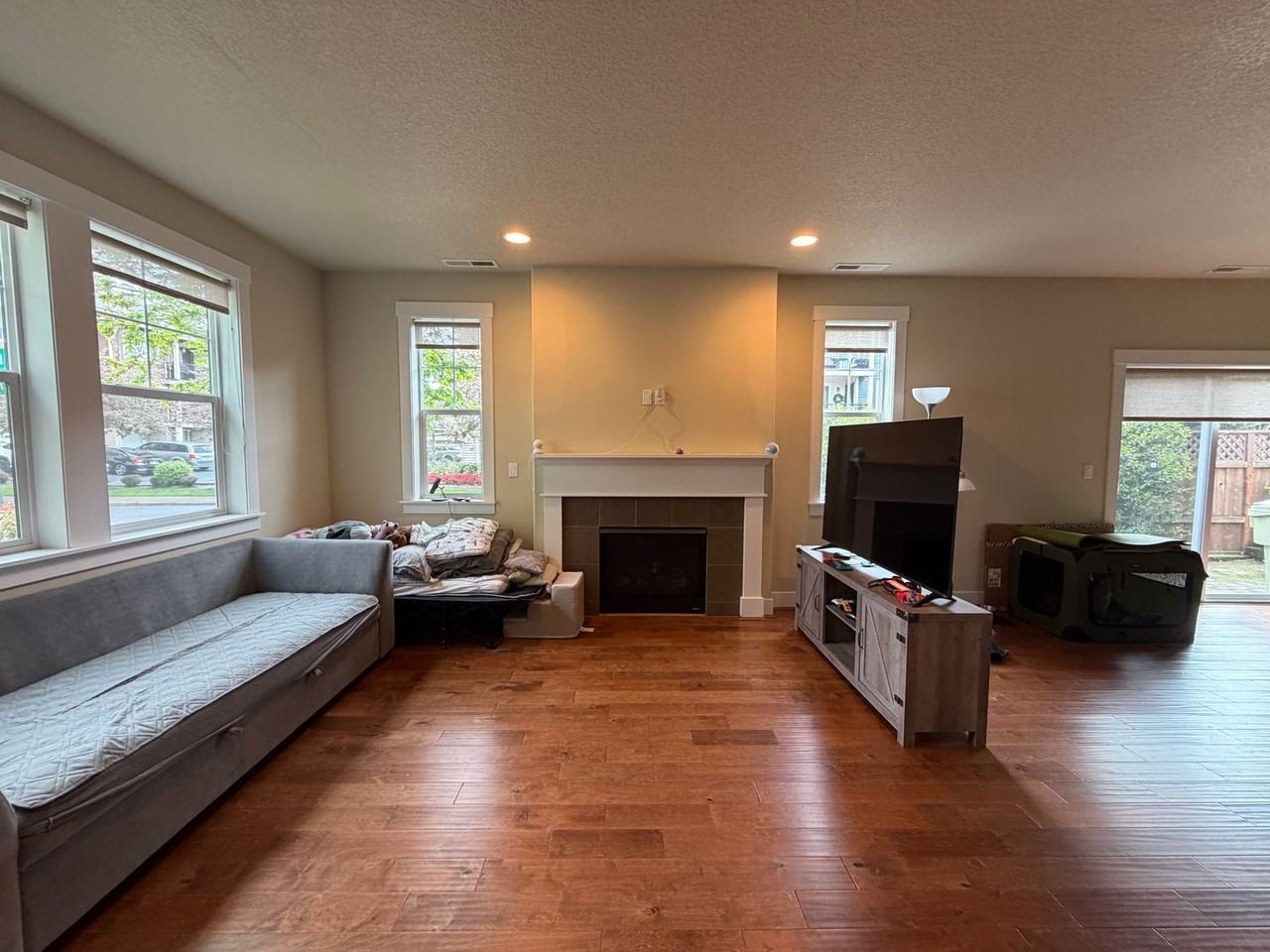 469 Sw Mitchum Ter - Photo 2 of 12