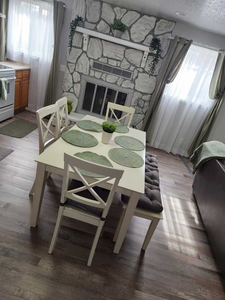 1113 E 5700 S - Photo 5 of 21