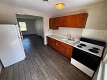 40Plex - Photo 1 of 1