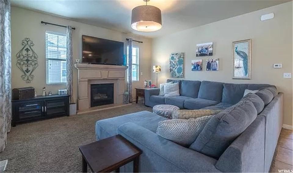 10857 S Weiss Dr - Photo 6 of 23