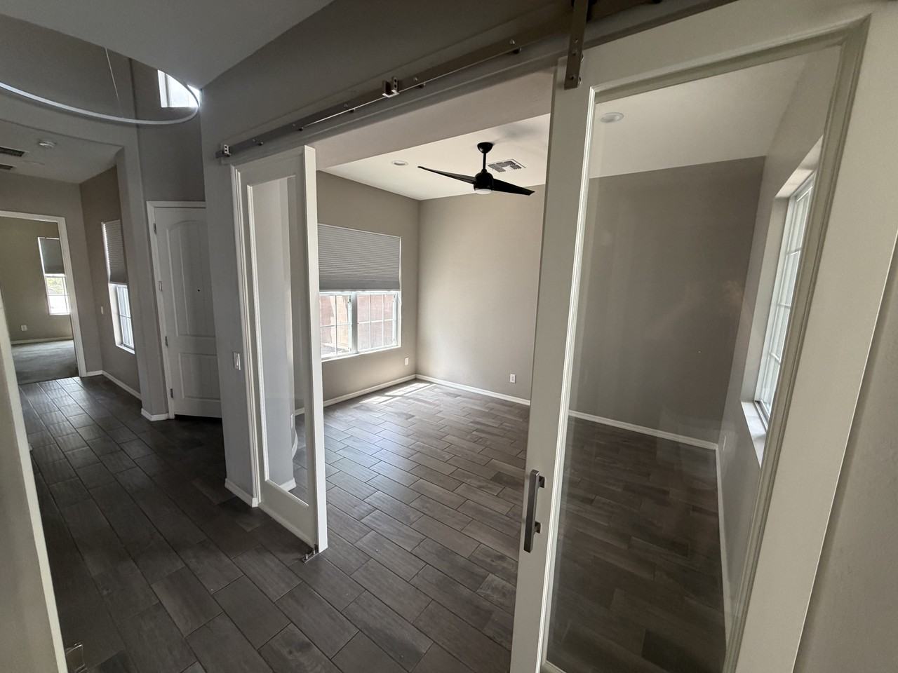 660 W Cantebria Dr - Photo 7 of 15