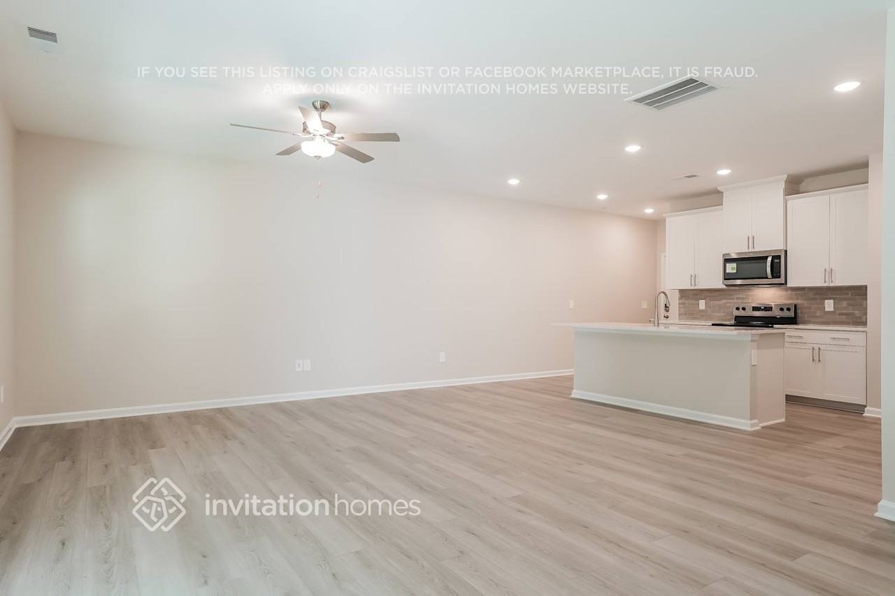 1181 Greenville Way - Photo 5 of 25