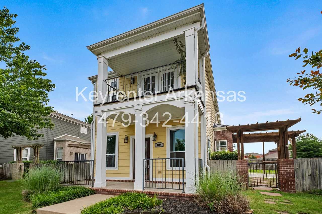 4144 W Bradstreet Ln - Photo 3 of 29