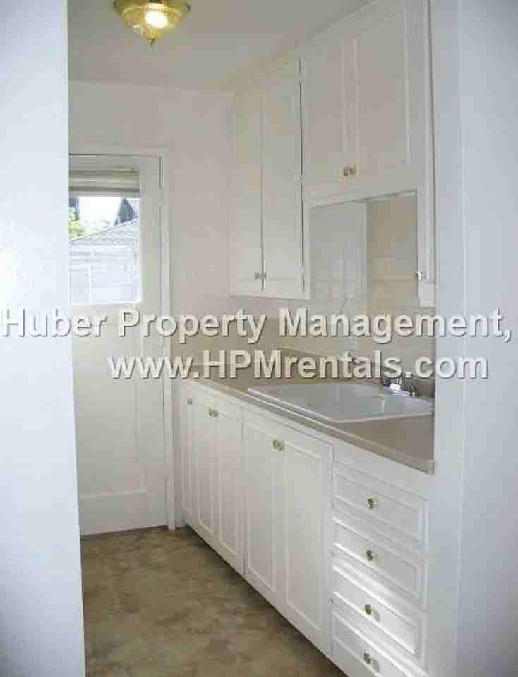 3585 Sapphire Dr #4 - Photo 7 of 7