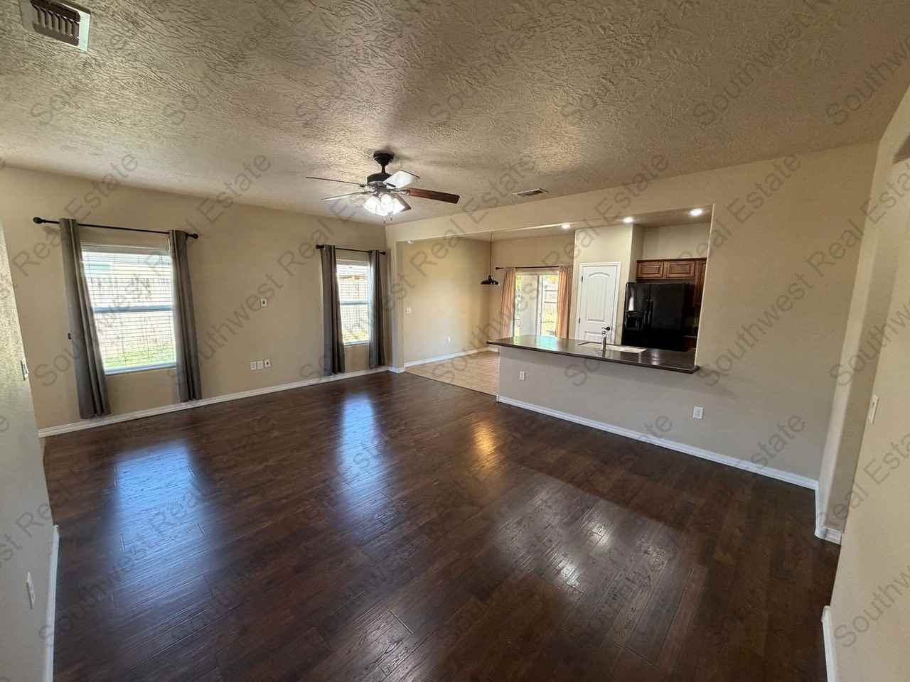 2916 Hammond Blvd - Photo 2 of 16