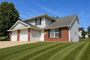 featured image of 1326 N Frideriki Dr