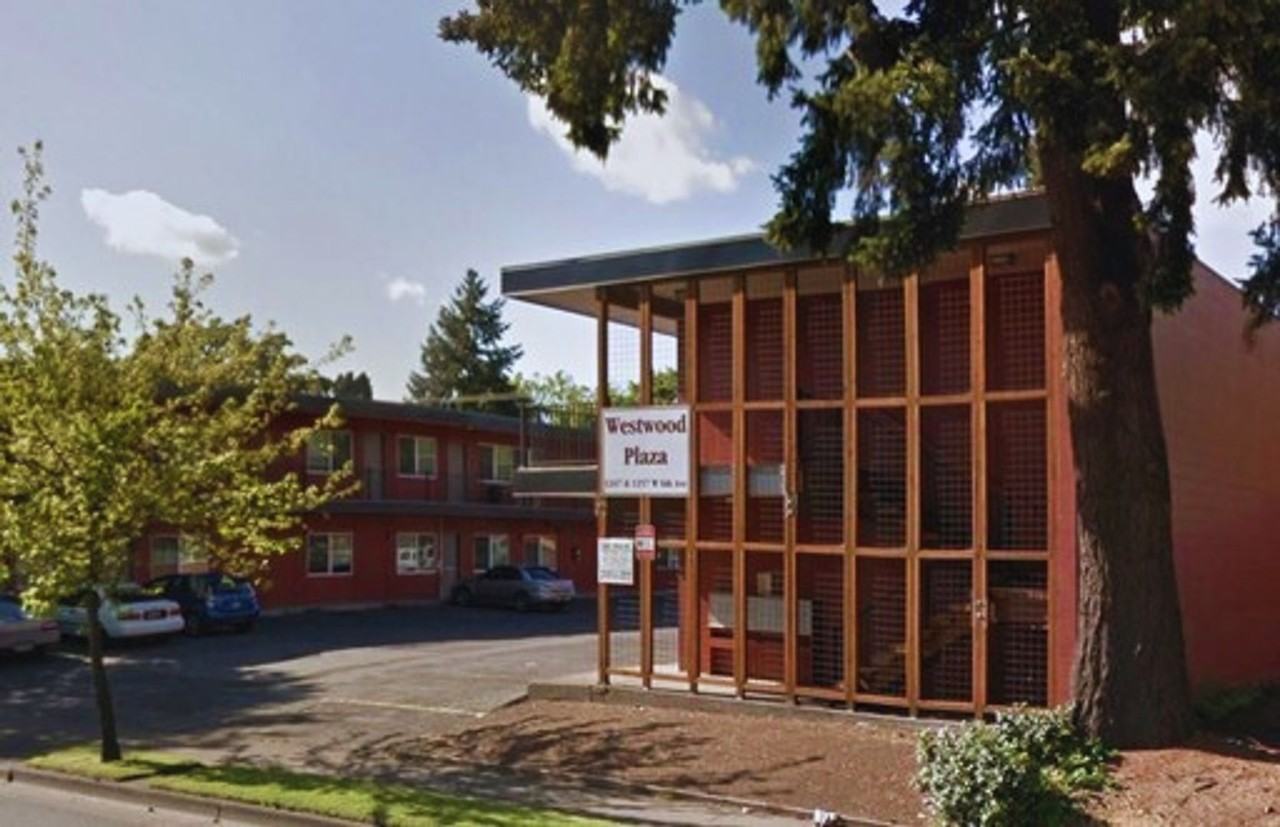 1247 W 6th Ave #09 - Photo 4 of 14