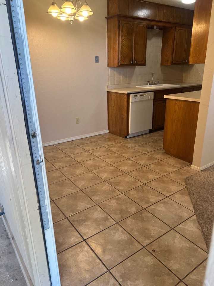 Peppertree Apartments - Photo 3 of 28