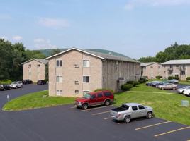 featured image of 913 913 & 933 US Route 11 South