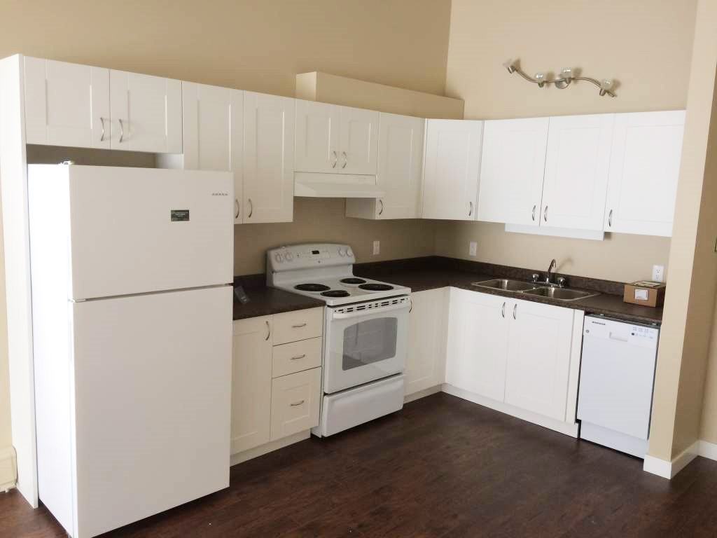 Mountain View Apartments - Photo 2 of 16