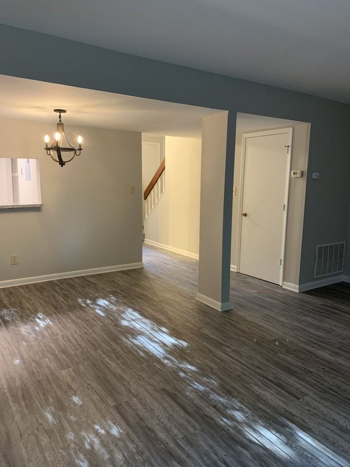 225 Village Ln - Photo 7 of 17