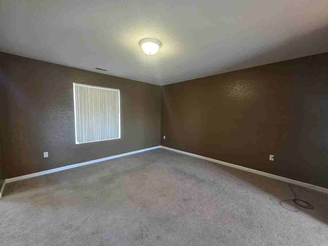 613 Seitz Ct - Photo 7 of 34