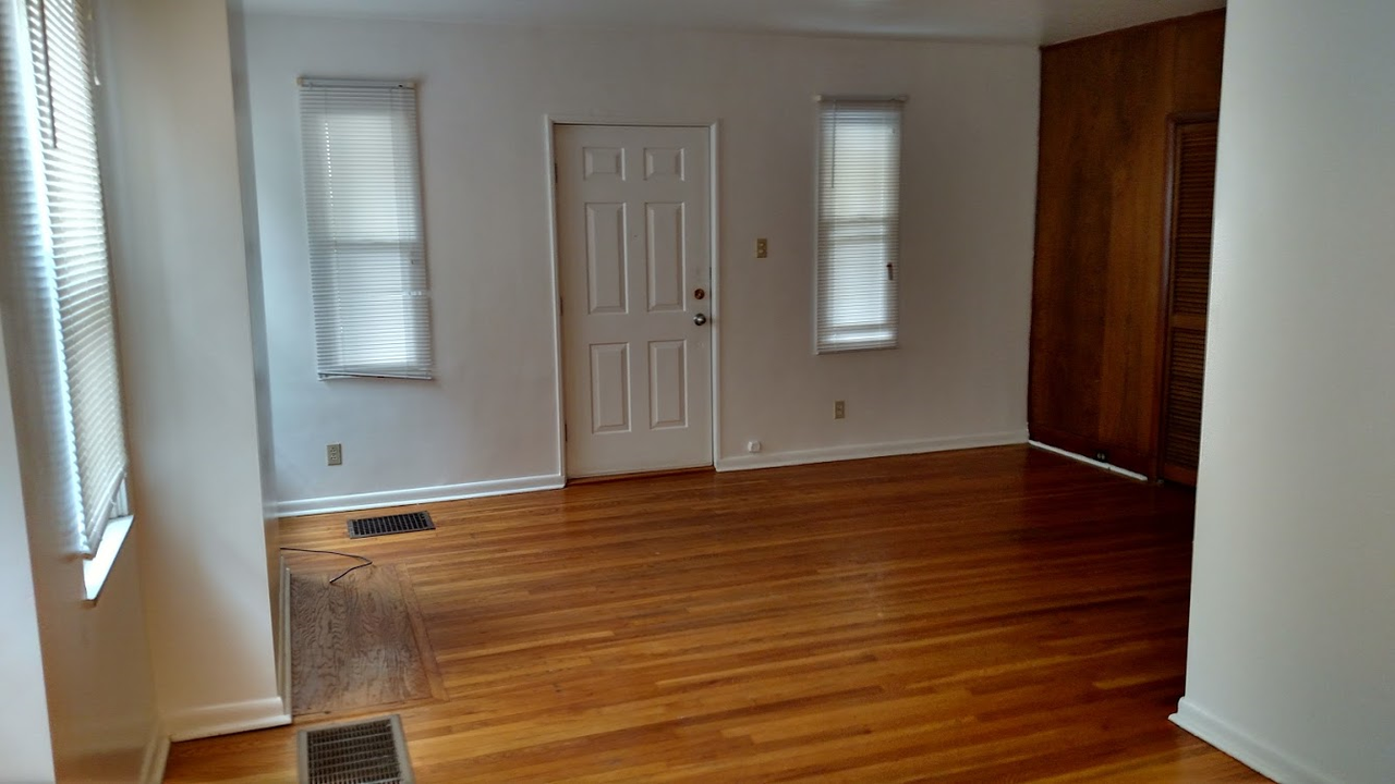 2351 Tilbury Ave - Photo 7 of 17