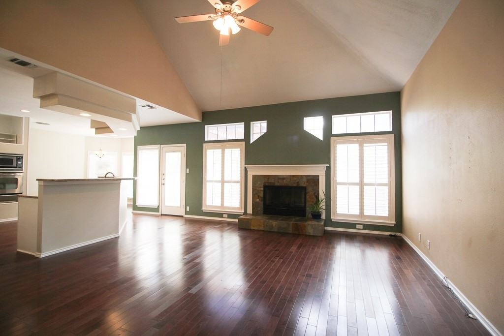 12802 Aqua Vly - Photo 2 of 21