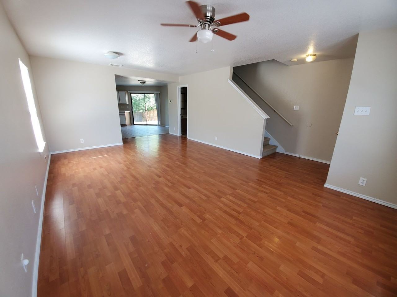 86 Mclennan Oak - Photo 4 of 16