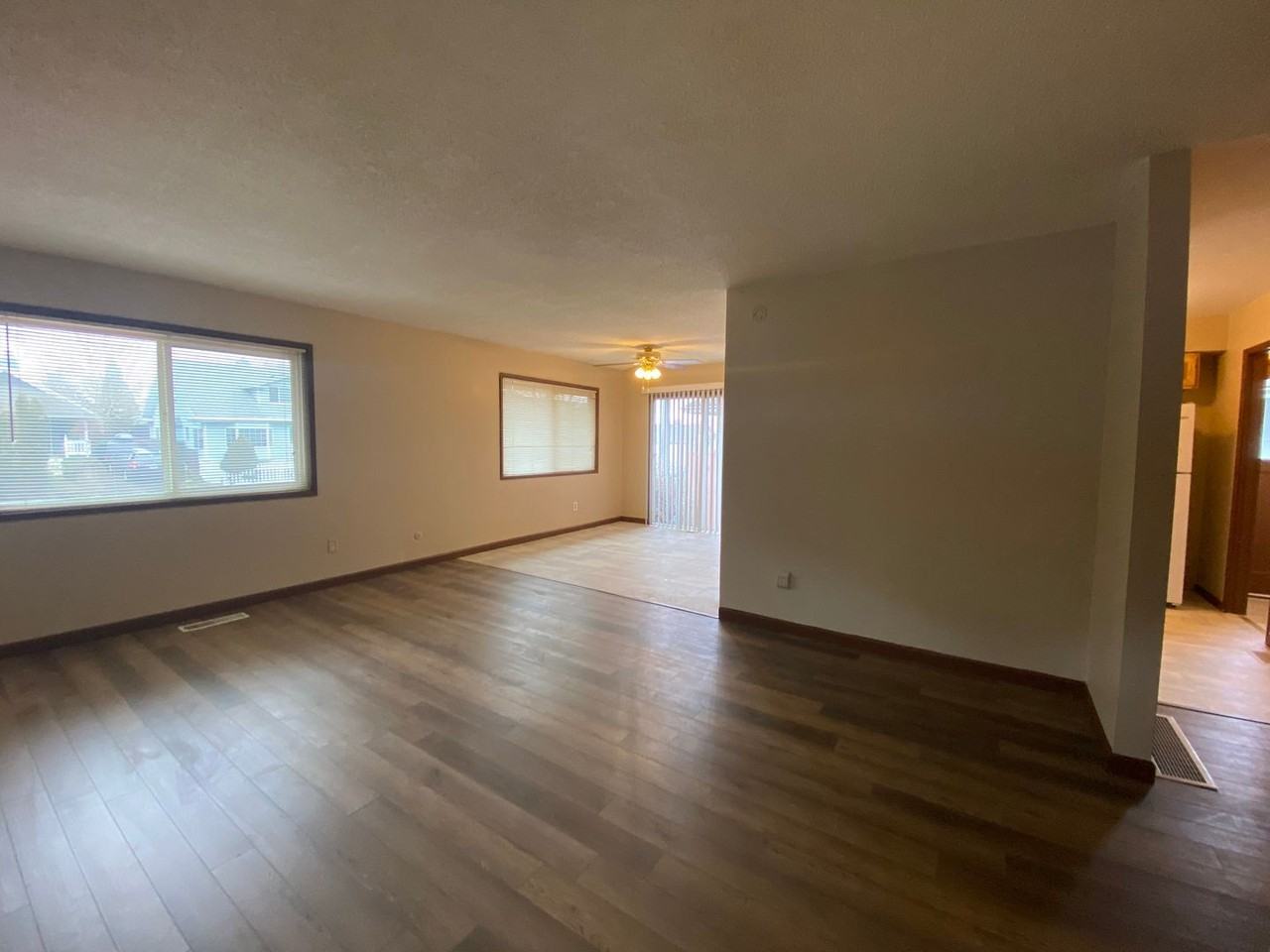 7234 N Greeley Ave - Photo 6 of 16