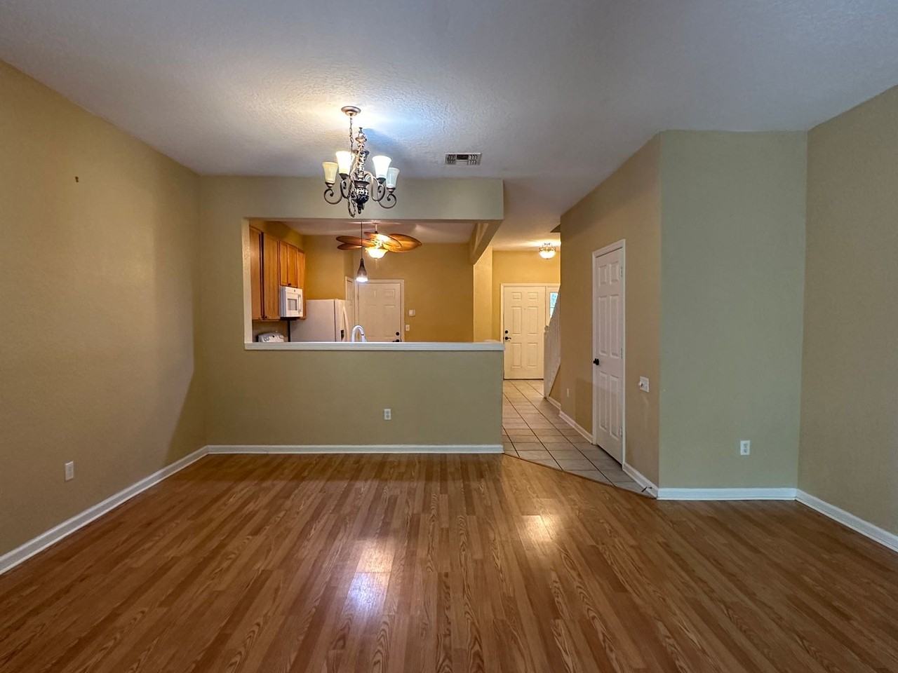 5025 Hawkstone Dr - Photo 7 of 17