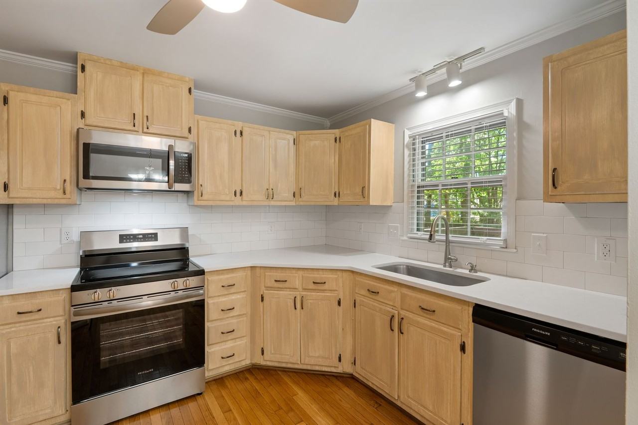 1400 Seaton Rd - Photo 7 of 26