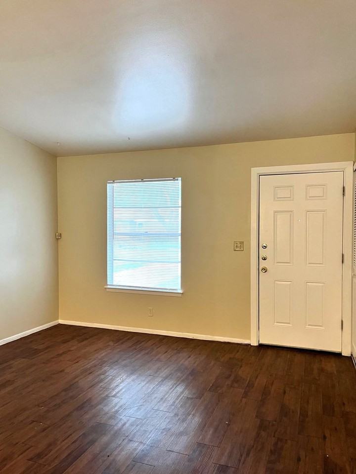 7603 Glen Vis - Photo 2 of 13