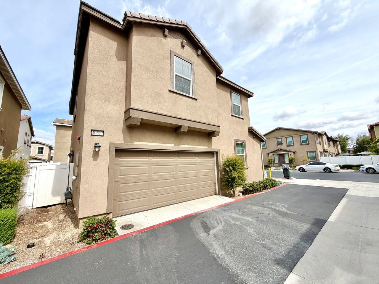 40617 Birchfield Dr - Photo 5 of 49