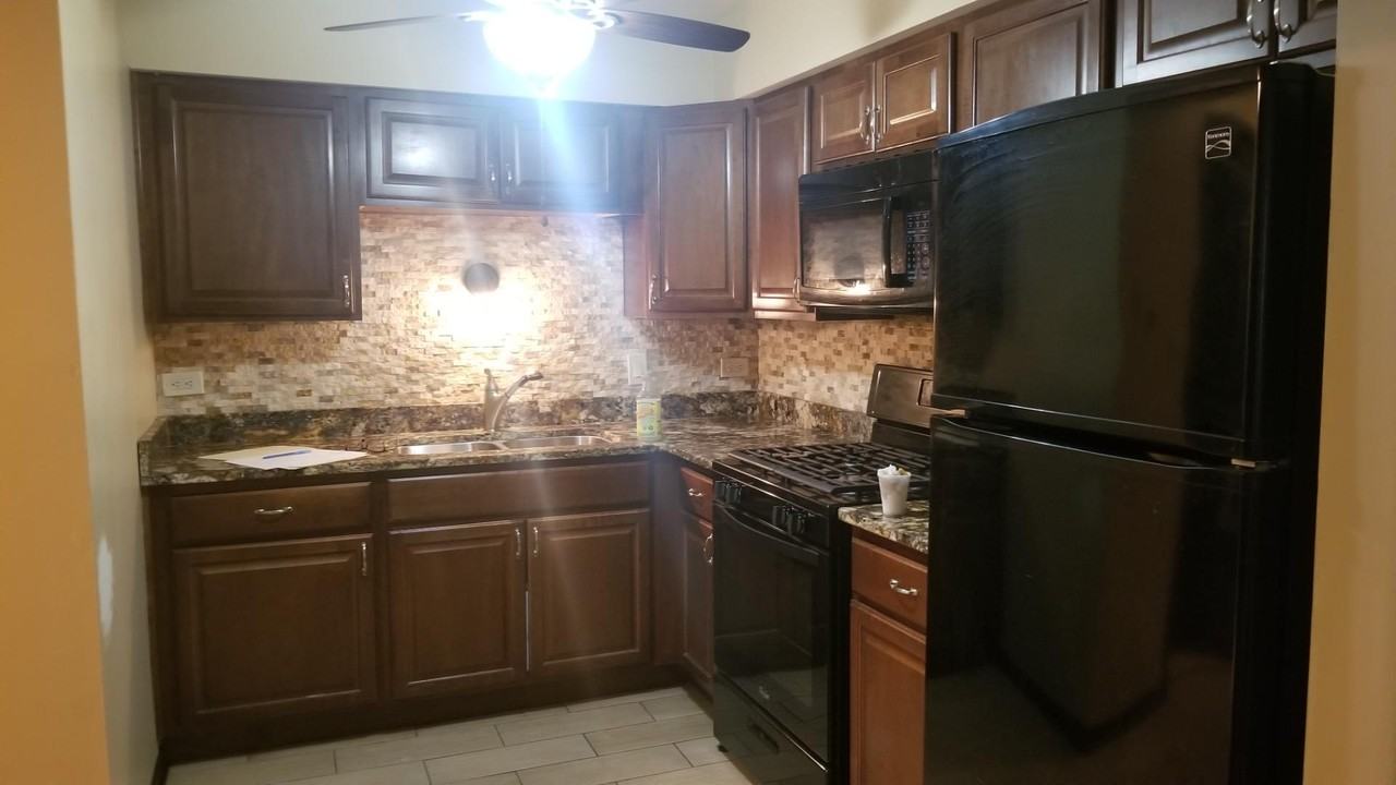 1897 Michigan City Rd - Photo 4 of 6