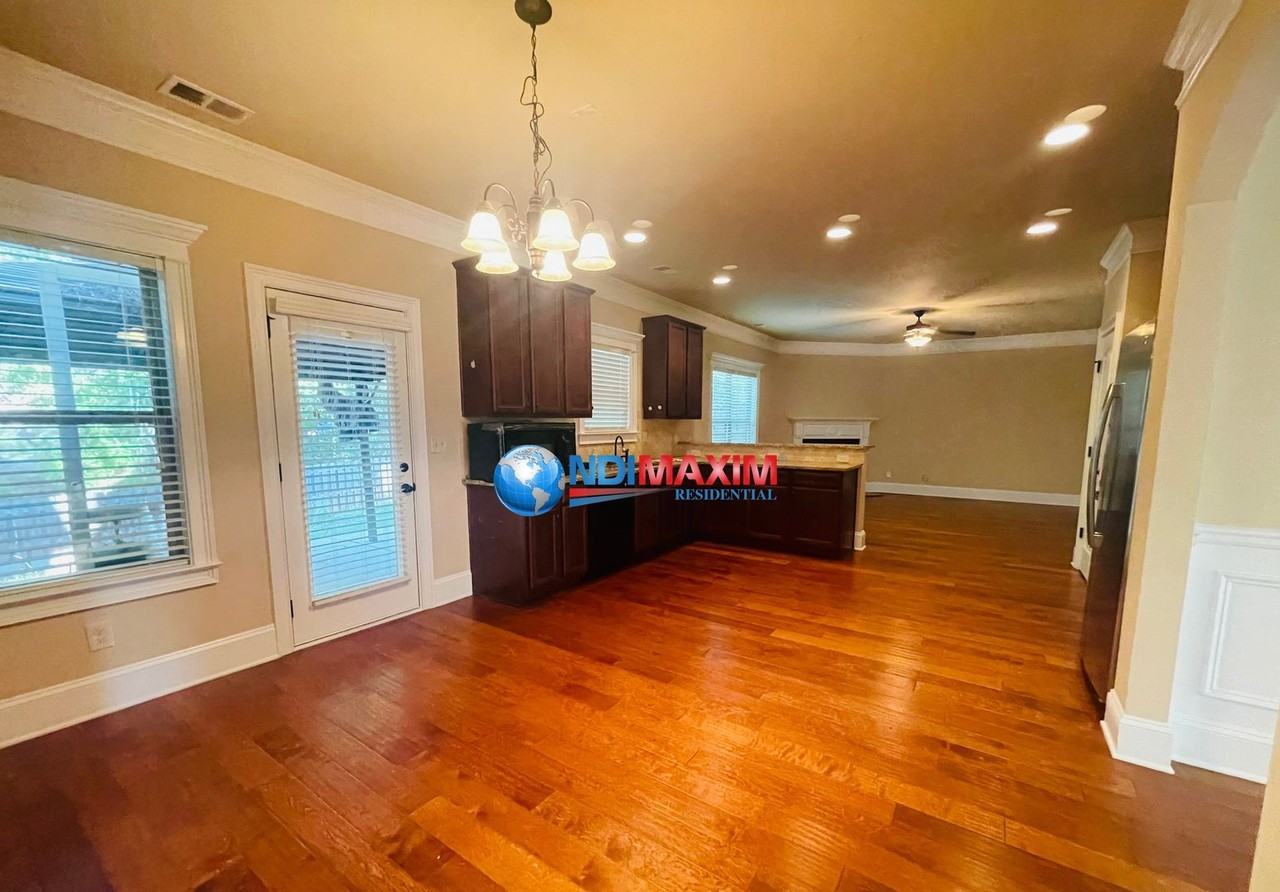 690 Summerstone Ln - Photo 6 of 22