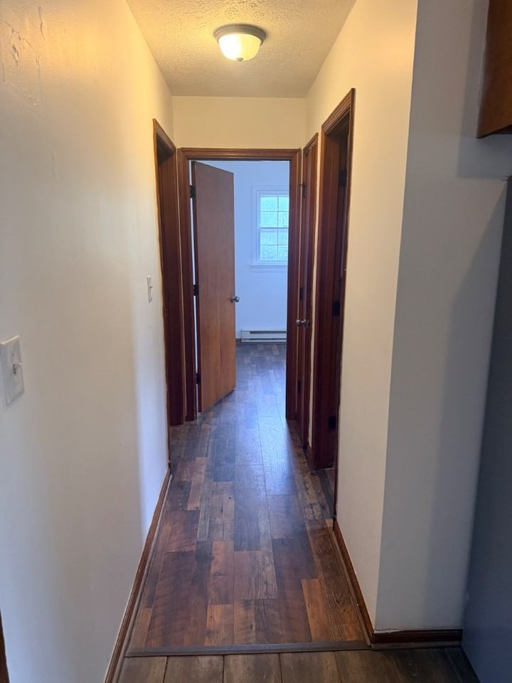 185 Loch Ln - Photo 6 of 20