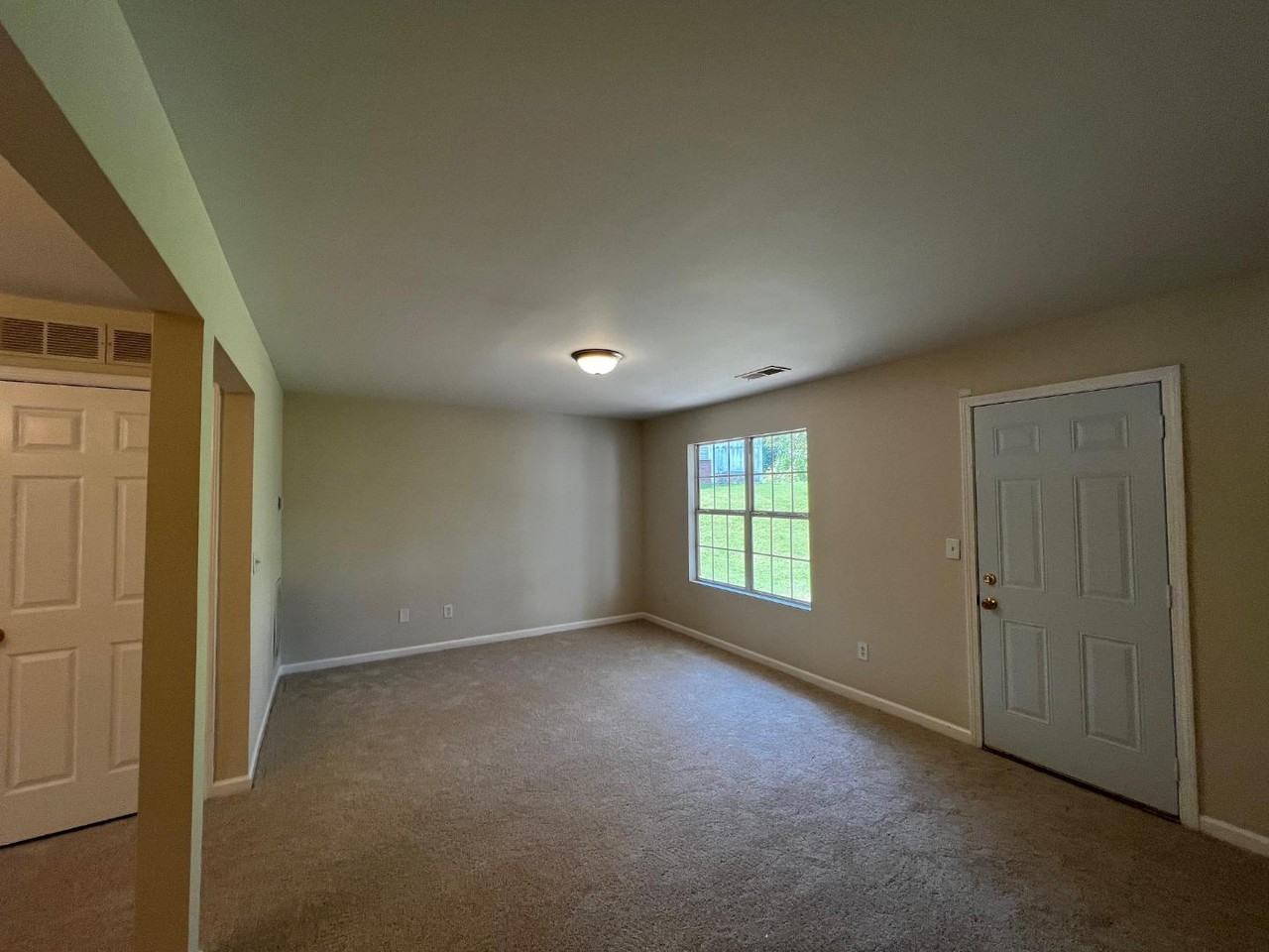 3153 Kingswood Gln - Photo 7 of 20