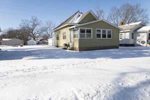 featured image of 1133 Columbia St