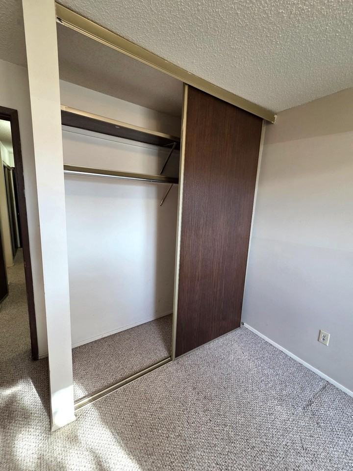 Gateway Apartments - Photo 7 of 10
