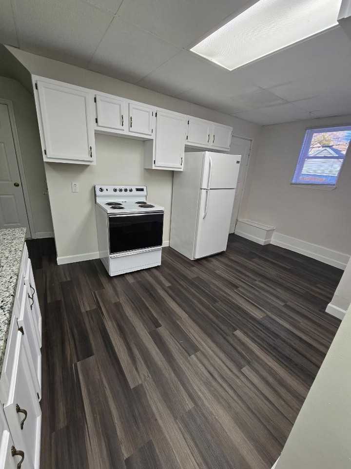 5301 Alfred Ave - Photo 3 of 5