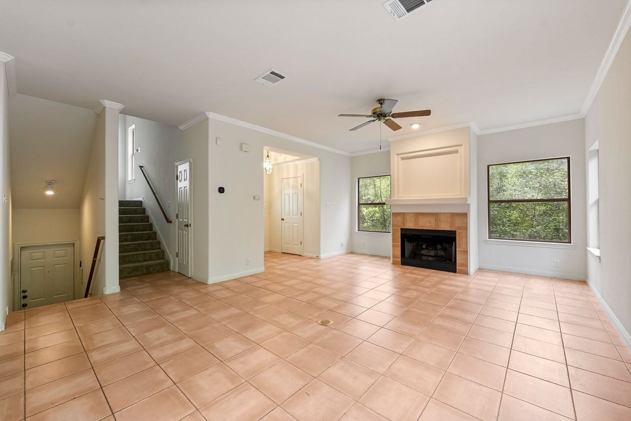 6504 Twin Creek Holw - Photo 4 of 20