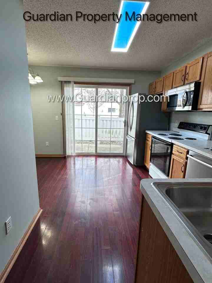 15952 Finch Ln - Photo 5 of 19