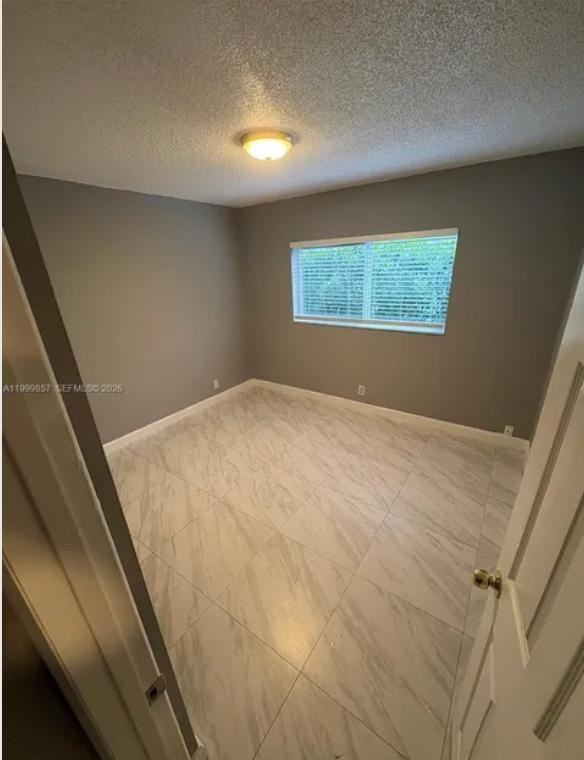 VC 3901 Deerfield LLC - Photo 5 of 7