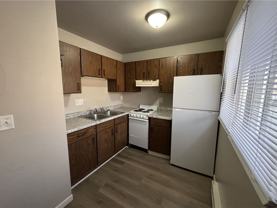 1745 La Crescent St - Photo 1 of 1