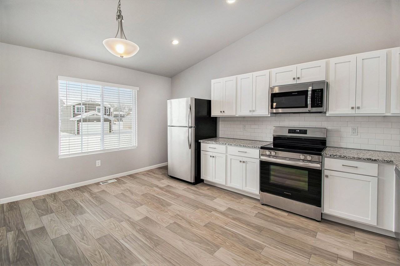 1157 1157 Vertex Circle - Photo 2 of 23