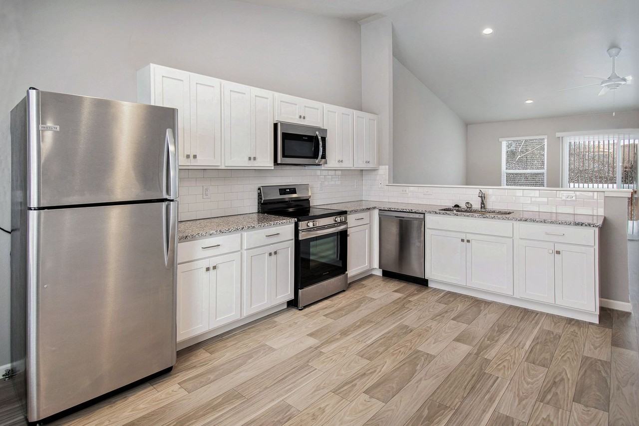 1157 1157 Vertex Circle - Photo 4 of 23